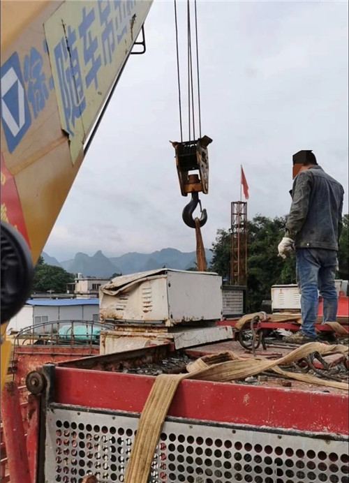 雷州市大件吊装搬运设备常用的施工手势信号解答
